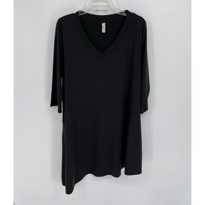 Aria Handmade Women's Black V-Neck Asymmetrical Hem Seamed Tunic Top Size 1XL